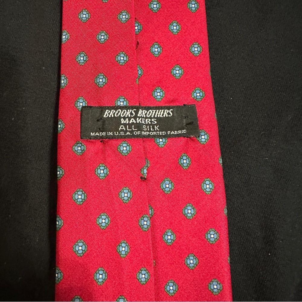 VINTAGE Brooks Brothers Necktie Red Blue White All Silk Made In USA